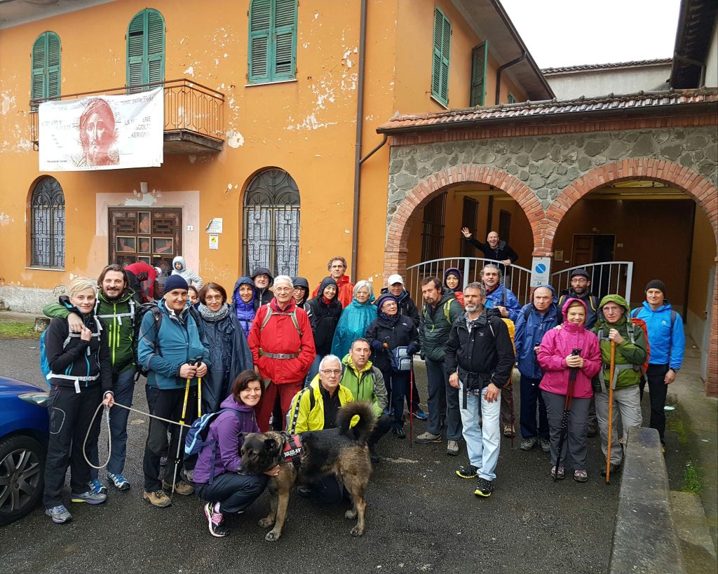 Incontro di pellegrini ad Aulla sulla Via Francigena organizzato dall'Associazione Camminando sulla Via Francigena
